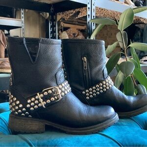 Steve Madden Black Leather Ankle Boots with Silver Studs